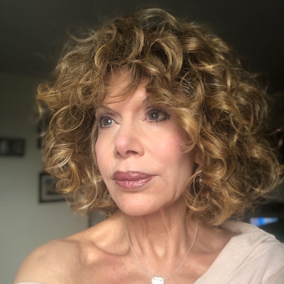 POSHMARK AMBASSADOR ..!All my charactures..Moods -hair*😉 - Picture 9 of 12